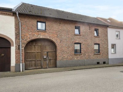 Baesweiler - Charmantes historisches Wohnhaus ca. aus 1781 – Stilvoll modernisiert