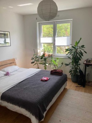 Helle 2-Zimmer-Terrassenwohnung Neubau mit geh. Innenausstattung mit Balkon und EBK