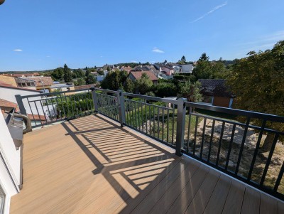 Traumhafte Dachgeschosswohnung mit 3 Zimmern und großer Terrasse – Erstbezug, Kaufoption möglich