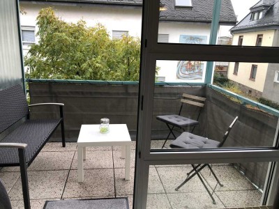 Geschmackvolle Einzimmerwohnung mit Balkon und neuer EBK in Oestrich-Winkel sehr nahe EBS