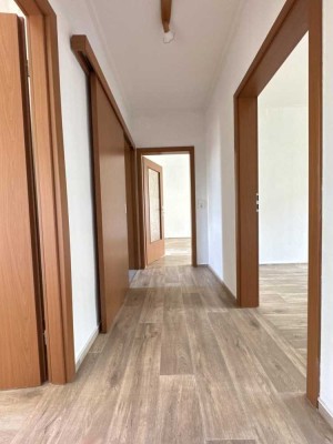 3-Raum Wohnung in der 1. Etage!