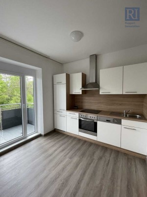 1-Zimmer-Wohnung mit EBK und großem Balkon
