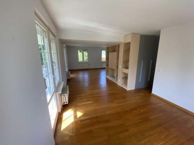 Großzügige 2-Zi.-Whg. mit Südbalkon u. Garten
