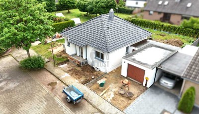 MODERNER NEUBAU IN RUHIGER LAGE
