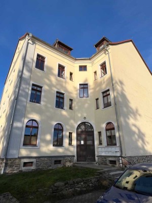 Helle, geräumige Singlewohnung im Dachgeschoß mit Tageslichtbad