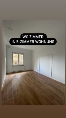 WG-Zimmer!! Charmante, sehr zentrale Altbauwohnung