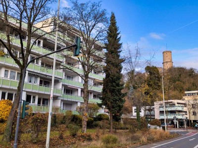 Helle, gepflegte 2-Zi-Wohnung mit weißem Bad und Balkon im Schatten der Godesburg! 54qm, Aufzug...!