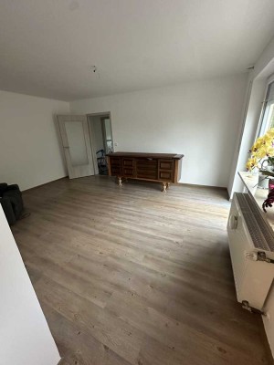 Stilvolle 2-Zimmer-Wohnung mit Balkon – ideal für Singles