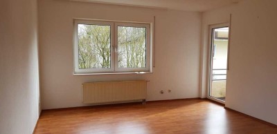 Ruhige 3-Zimmer-Wohnung mit Balkon in Altenkirchen