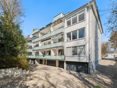 Großzügige 4-Zimmer-Wohnung mit Balkon und Garagen-Stellplatz in Düsseldorf Vennhausen
