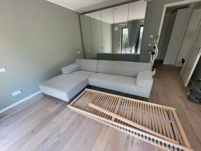 Helle 2-Zimmer Wohnung mit Terasse in Offenbach Lauterborn