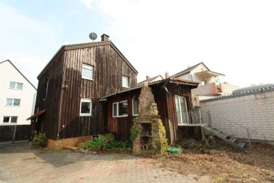 Charmantes Einfamilienhaus mit Potenzial in Hainstadt – zentrale Lage, großer Hof & Ausbaureserve