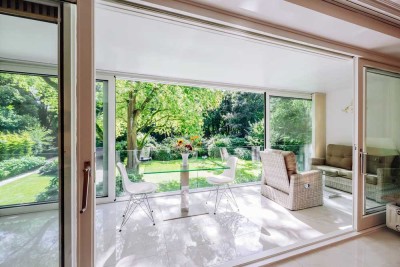 Vollständig sanierte Etagenwohnung gegenüber dem Hirschpark!