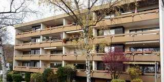 Geschmackvolle 2-Raum-Wohnung mit gehobener Innenausstattung mit Einbauküche in Sindelfingen
