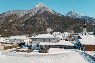 Alpenpanorama gewünscht? - Unverbaubares Grundstück - Stilvolles Haus mit großem Grundstück am Pillersee!