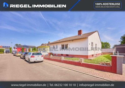 Sie hier? Wir auch! Bungalow mit Terrasse, Garage und Garten–ebenerdig leben, individuell gestalten