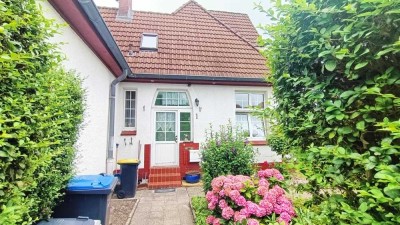 Historisches Reihenendhaus in Heppens
