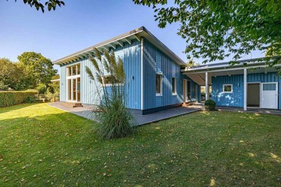 Modernes Holzhaus in traumhafter Umgebung