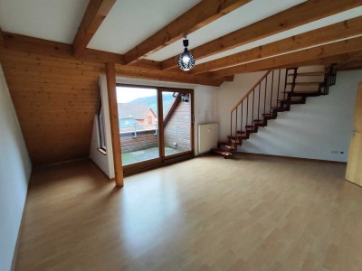 *2 Zimmerwhg. im Stil Maisonette mit Weitblick vom Balkon + TG-Stellplatz! Pfedelbach-Untersteinbach
