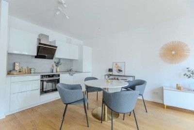 Großzügige Singlewohnung mit Balkon und EBK