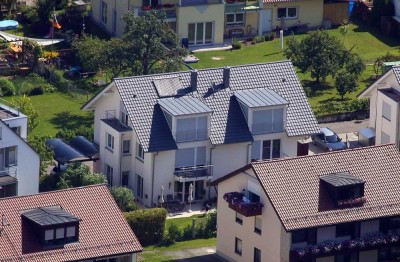 Großzügiges Haushälfte in Top Wohnlage, nur wenige Schritte zum See und Hafen