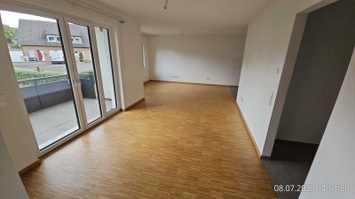 Helle, geräumige 2-Zimmer-Wohnung in ruhiger Seitenstraße