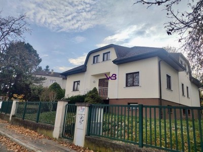 Neuwertige Villa im Cottageviertel von Mauer!