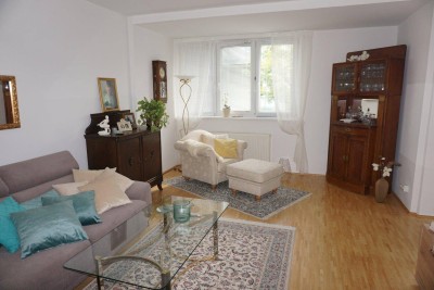 Urbanes Wohnung am Auberg-Urfahr, großer Balkon, Grünanlage
