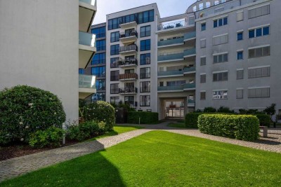 Gehobene Neubauwohnung mit zwei Balkons am Engelbecken – Exklusives Wohnen in Berlin-Mitte