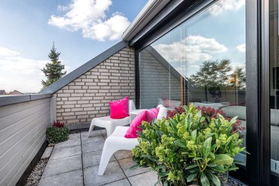 Ein seltenes Fundstück: Top-sanierte Dachgeschosswohnung mit Weitblick & Designerküche