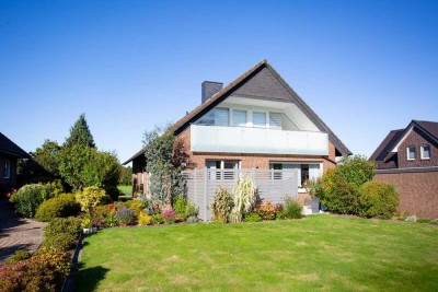 Schick modernisiert und top in Schuss: Zweifamilienhaus in Schwagstorf!