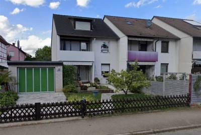 Ein Reihenendhaus mit viel Platz und Garage in guter Stadtlage