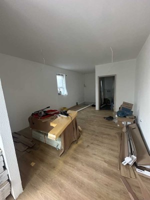 Erstbezug nach hochwertiger Komplettsanierung – Moderne 2-Zimmer-Erdgeschosswohnung
