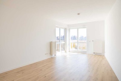 Tolle Lage * 3-Zimmer Wohnung (frei) mit Blick auf Marktplatz & Teich