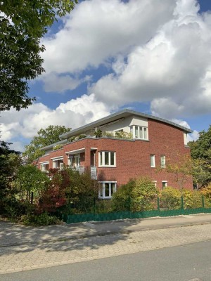 Ruhiges Penthouse (ca. 116 m²) mit großzügiger Dachterrasse (courtagefrei)