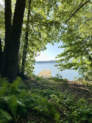 Ferienhaus am See mit einzigartiger Privatsphäre