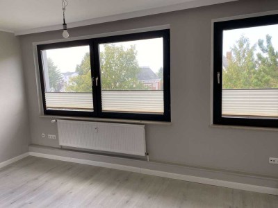 Schöne 2-Raum-Wohnung mit Einbauküche im zentrumsnahen Altbau