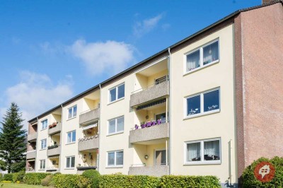 Bezugsfrei, 3 Zimmer mit Balkon, nahe dem Bordesholmer Bahnhof