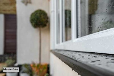 Einfamilienhaus mit überdachter Terrasse in ruhiger Lage