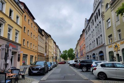 Gepflegtes Wohn- und Geschäftshaus in beliebter Einkaufsstrasse