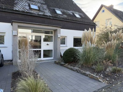 Helle und großzügige 5-Zimmer-Wohnung (140 m²) in Kirchen (Sieg) – ab sofort verfügbar