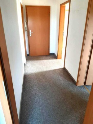 3-Raum-Wohnung günstig zu vermieten!