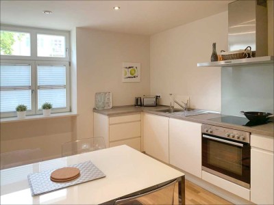 Koffer auspacken & wohlfühlen! Voll möblierte, schicke 3-Zimmer-Wohnung in den Neuen Hofgärten!