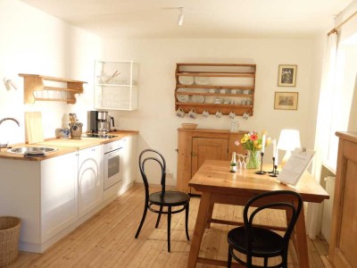 B E F R I S T E T bis April 2026 für 1 Person - zauberhaft möbliertes Appartment
