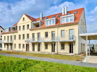 Reihenhaus mit Kamin, Balkon, Terrasse, ... Erstbezug!