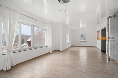 IMMORath.de - Kernsaniertes Einfamilienhaus mit Einliegerwohnung