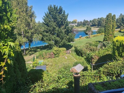 WOW ! So reagierte JEDER bei dem Panorama mit Seeblick ! HOCHWASSERSICHERE Investition ! STARKSTROM Anschluss z.B. E-Auto damit laden, ! 43 Jahre Damen 1 Besitz ! Wenn, dann nur Sommer Fr- So genutzt ! Bilder können den live Eindruck nicht vermitteln ! Si
