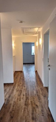 Renovierte 3-Zimmer Dachgeschosswohnung in Pfaffenhofen an der Roth