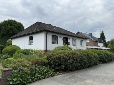 Gepflegtes Einfamilienfertighaus (Firma Okal) mit Vollkeller und 2 Garagen