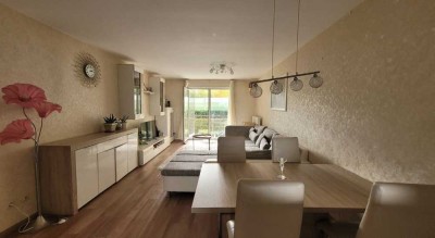 Helle, neuwertige 2-Zimmer-Wohnung mit Balkon und Einbauküche in Wertheim